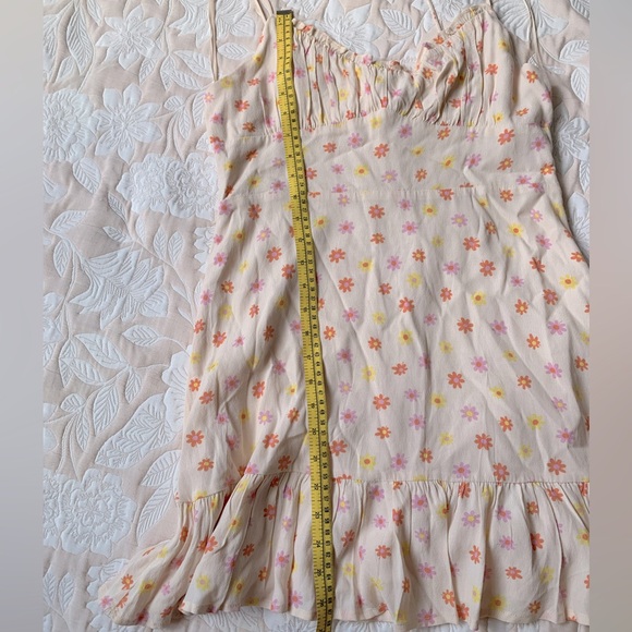 Elodie Dainty Flower Power Dress - Picture 7 of 8